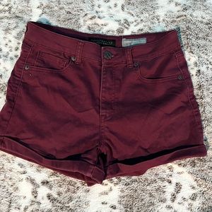 Aeropostale High waisted Burgundy shorts